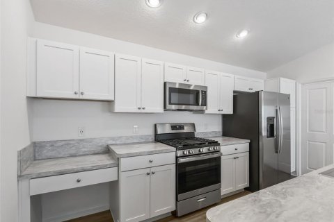 Casa en venta en The Villages, Florida, 2 dormitorios, 111.3 m2 № 1908988 - foto 17