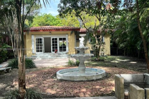 Villa ou maison à vendre à Coral Gables, Floride: 3 chambres, 147.25 m2 № 1956360 - photo 12
