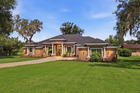 Villa ou maison à Inverness, Floride 3 chambres, 317.08 m2 № 2102472