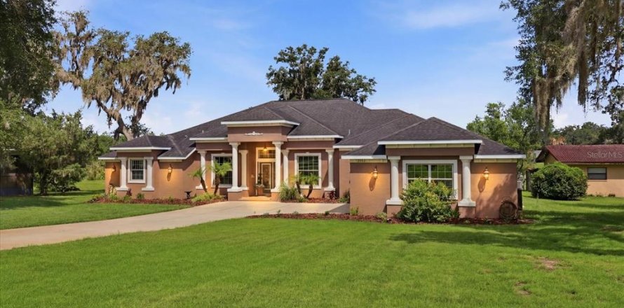 Casa en Inverness, Florida 3 dormitorios, 317.08 m2 № 2102472