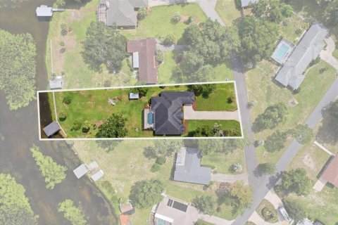 Casa en venta en Inverness, Florida, 3 dormitorios, 317.08 m2 № 2102472 - foto 5