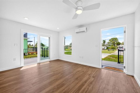 Casa en venta en Englewood, Florida, 2 dormitorios, 59.46 m2 № 2351748 - foto 16