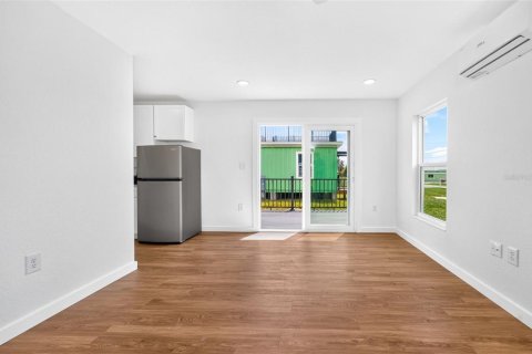 Casa en venta en Englewood, Florida, 2 dormitorios, 59.46 m2 № 2351748 - foto 17