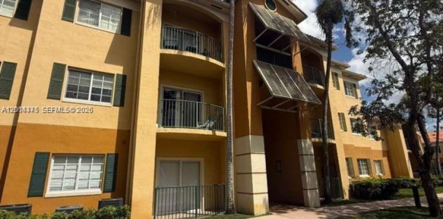 Condo in Doral, Florida, 2 bedrooms  № 2076415
