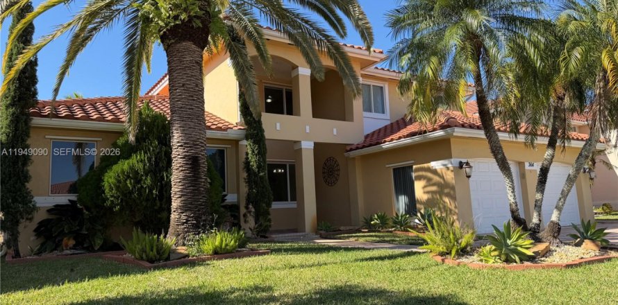 House in Pembroke Pines, Florida 5 bedrooms, 266.72 sq.m. № 2006019