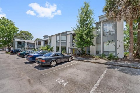 Condominio en venta en Orlando, Florida, 2 dormitorios, 90.67 m2 № 2112771 - foto 14