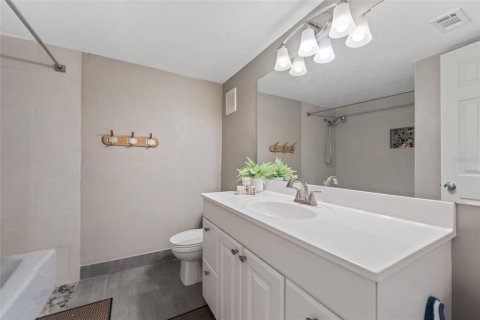 Condominio en venta en Orlando, Florida, 2 dormitorios, 90.67 m2 № 2112771 - foto 8