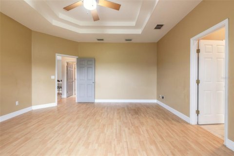 House in New Smyrna Beach, Florida 3 bedrooms, 236.9 sq.m. № 2396171 - photo 18