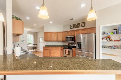 House in New Smyrna Beach, Florida 3 bedrooms, 236.9 sq.m. № 2396171 - photo 10