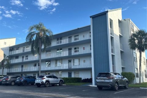 Condo in Margate, Florida, 2 bedrooms  № 1995263