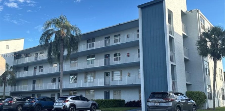 Condo in Margate, Florida, 2 bedrooms  № 1995263