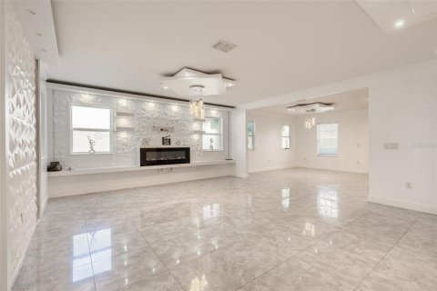 Casa en venta en Davenport, Florida, 3 dormitorios, 208.29 m2 № 1885197 - foto 16