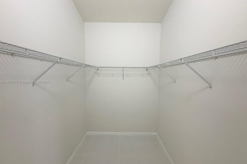 Снять в аренду виллу или дом в Бока-Ратон, Флорида 3 спальни, 174.84м2, № 1974848 - фото 29