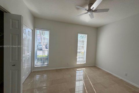 Снять в аренду виллу или дом в Бока-Ратон, Флорида 3 спальни, 174.84м2, № 1974848 - фото 20