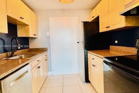 Condominio en alquiler en North Miami, Florida, 2 dormitorios, 89.46 m2 № 2010460 - foto 21