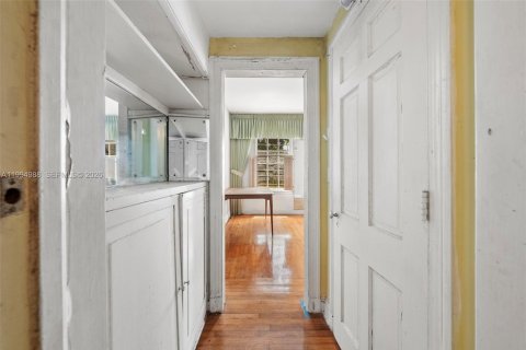 Villa ou maison à vendre à Miami Shores, Floride: 3 chambres, 228.45 m2 № 2062797 - photo 18