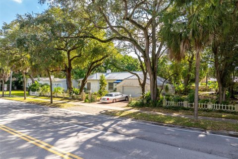 Villa ou maison à vendre à Miami Shores, Floride: 3 chambres, 228.45 m2 № 2062797 - photo 25