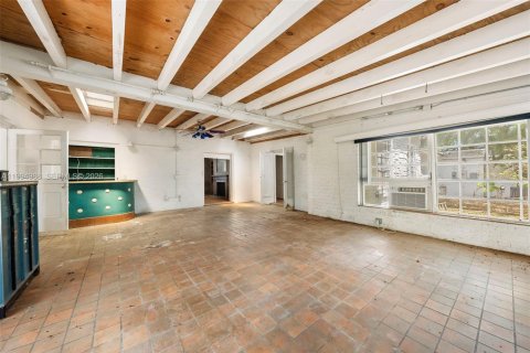 Villa ou maison à vendre à Miami Shores, Floride: 3 chambres, 228.45 m2 № 2062797 - photo 9