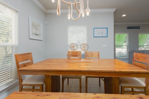 House in Destin, Florida 4 bedrooms, 189.52 sq.m. № 1854313 - photo 27