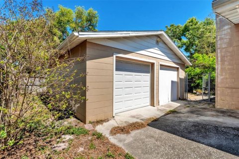 House in Lakeland, Florida 3 bedrooms, 155.8 sq.m. № 2166086 - photo 27