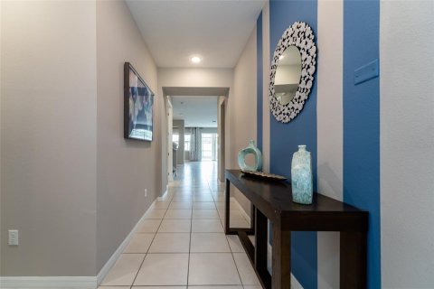 Casa en venta en Kissimmee, Florida, 9 dormitorios, 405.33 m2 № 1911664 - foto 18