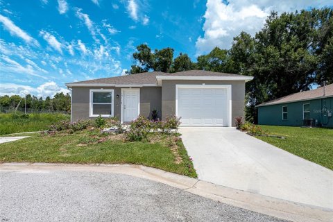Villa ou maison à Winter Haven, Floride 3 chambres, 116.96 m2 № 2124843
