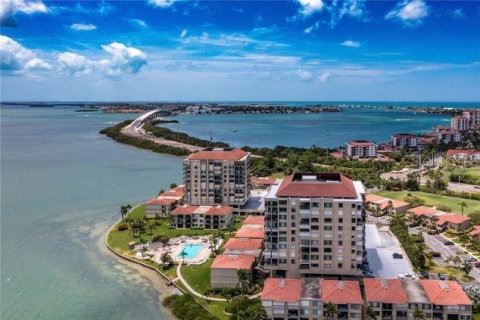 Condo à Saint Petersburg, Floride, 2 chambres  № 2108320