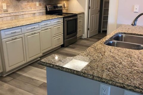 Copropriété à louer à Saint Petersburg, Floride: 2 chambres, 116.13 m2 № 2108320 - photo 6