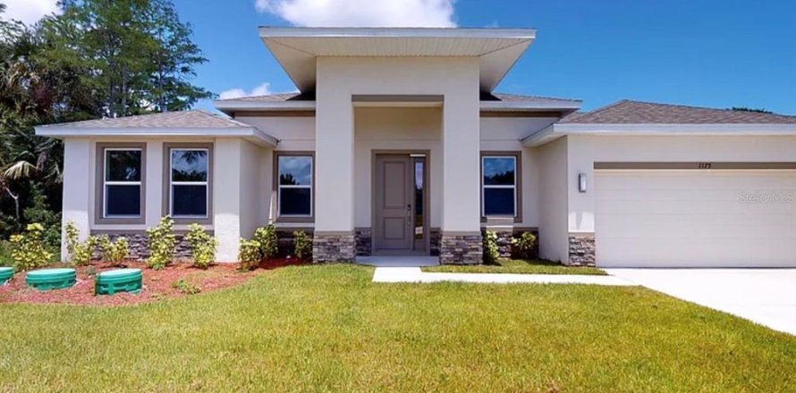 Villa ou maison à Port Charlotte, Floride 3 chambres, 155.43 m2 № 2108182