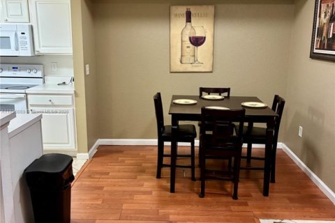 Copropriété à vendre à Fort Myers, Floride: 1 chambre № 2014459 - photo 11