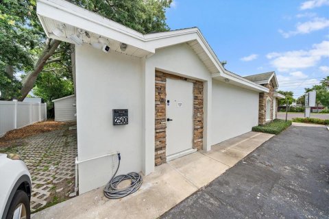 Commercial property in Clearwater, Florida 181.44 sq.m. № 2096390 - photo 26