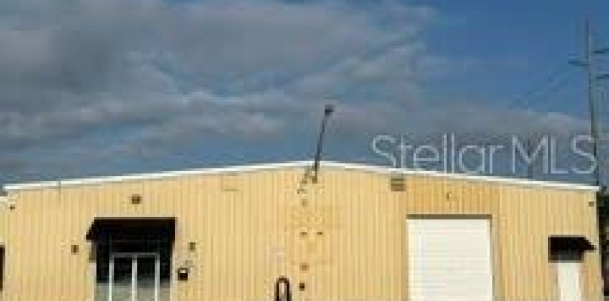 Commercial property in Casselberry, Florida 929.02 sq.m. № 2213920