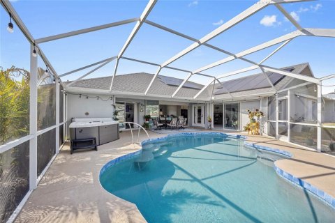 House in Port Charlotte, Florida 4 bedrooms, 245.17 sq.m. № 1541047 - photo 2