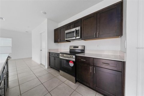 Villa ou maison à vendre à Eagle Lake, Floride: 4 chambres, 174.56 m2 № 2324390 - photo 7