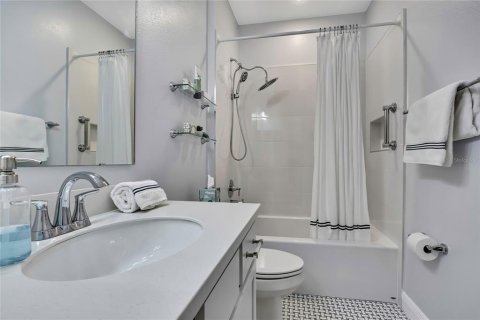 House in Homosassa, Florida 3 bedrooms, 171.96 sq.m. № 1903013 - photo 28