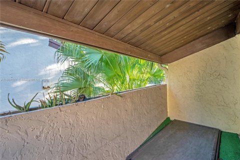 Купить таунхаус в Майами, Флорида 3 спальни, 156.82м2, № 1951871 - фото 23