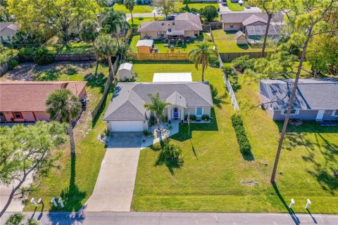 House in Edgewater, Florida 3 bedrooms, 111.48 sq.m. № 1587413 - photo 5