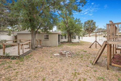 Casa en alquiler en Tampa, Florida, 4 dormitorios, 144.93 m2 № 1847091 - foto 30