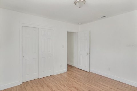 Casa en alquiler en Tampa, Florida, 4 dormitorios, 144.93 m2 № 1847091 - foto 10