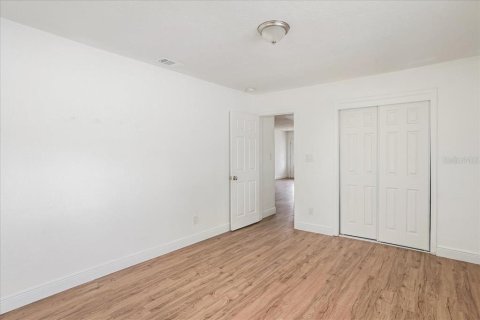 Casa en alquiler en Tampa, Florida, 4 dormitorios, 144.93 m2 № 1847091 - foto 15