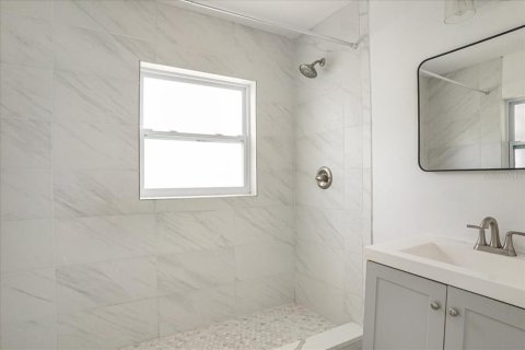 Casa en alquiler en Tampa, Florida, 4 dormitorios, 144.93 m2 № 1847091 - foto 20