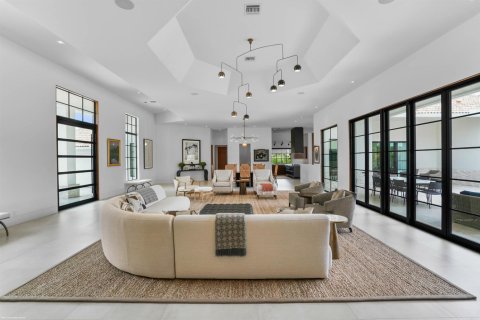House in Wellington, Florida 3 bedrooms, 445 sq.m. № 2191171 - photo 14