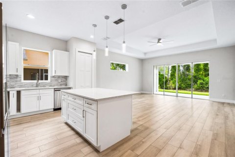 Immobilier commercial à vendre à Palm Coast, Floride: 285.77 m2 № 1810662 - photo 18