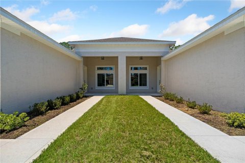 Immobilier commercial à vendre à Palm Coast, Floride: 285.77 m2 № 1810662 - photo 10