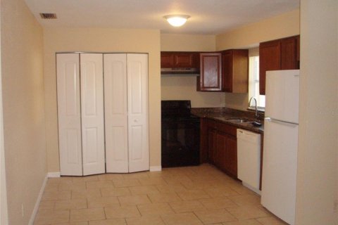Apartamento en alquiler en Clearwater, Florida, 2 dormitorios, 83.33 m2 № 1879510 - foto 3