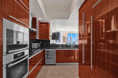 Copropriété à louer à Hollywood, Floride: 3 chambres, 193.98 m2 № 2006262 - photo 8