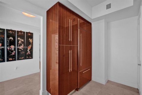 Copropriété à louer à Hollywood, Floride: 3 chambres, 193.98 m2 № 2006262 - photo 10