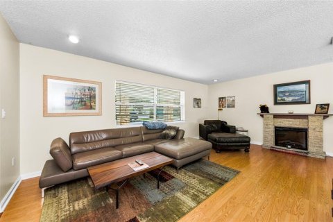 Casa en venta en Dunedin, Florida, 3 dormitorios, 138.42 m2 № 1909891 - foto 6