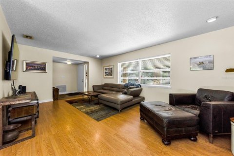 Casa en venta en Dunedin, Florida, 3 dormitorios, 138.42 m2 № 1909891 - foto 9
