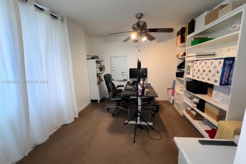 Condominio en venta en Miami Beach, Florida, 2 dormitorios, 127.09 m2 № 2153195 - foto 11